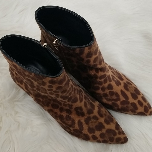 Nine West Leopard Textured Ankle Booties - Picture 6 of 9